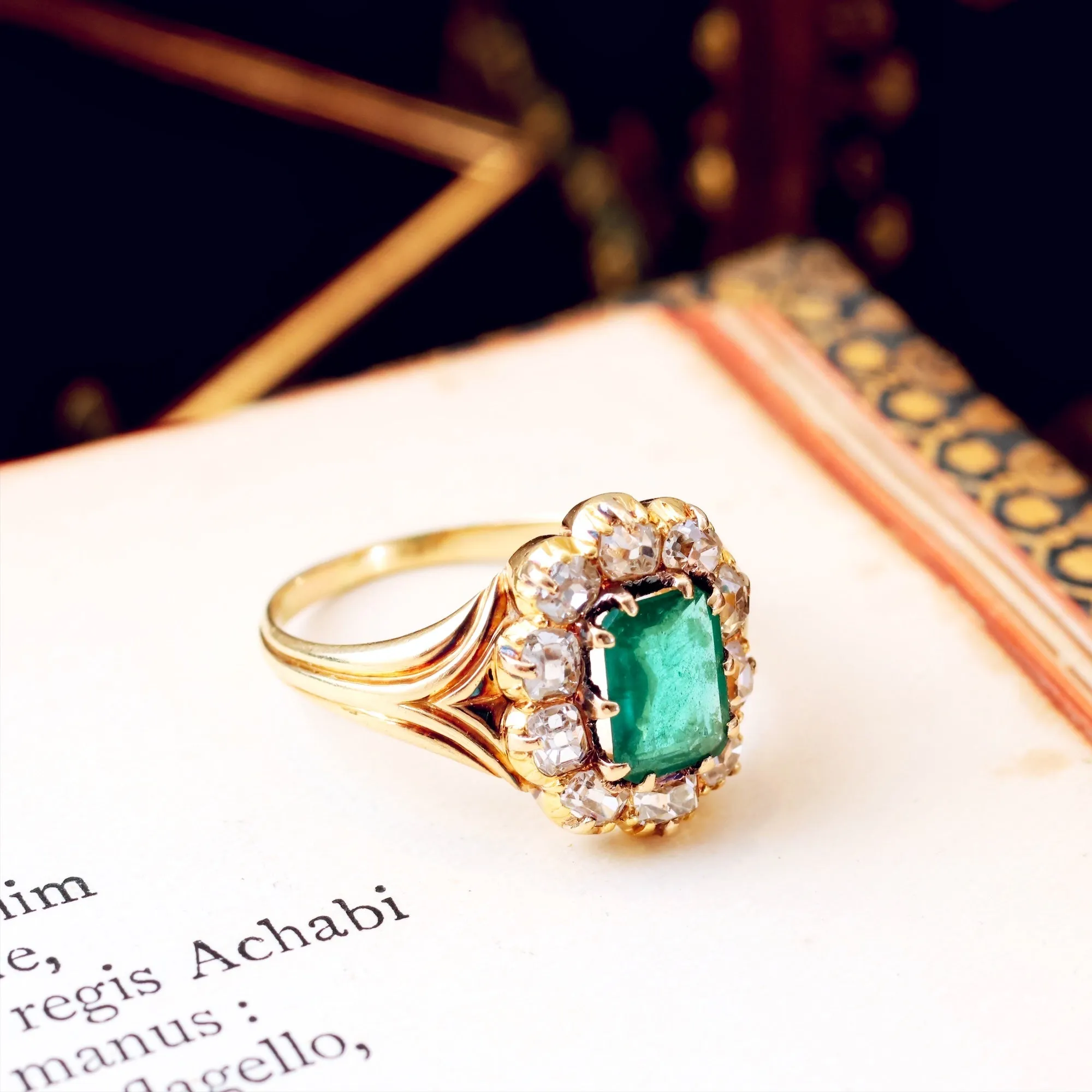Antique Early Victorian Emerald & Diamond Cluster Ring