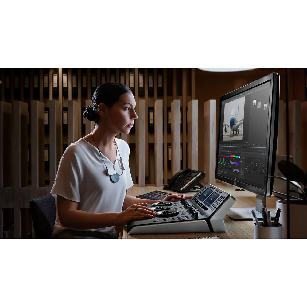 Blackmagic Design DaVinci Resolve Micro Panel with Resolve Studio Software