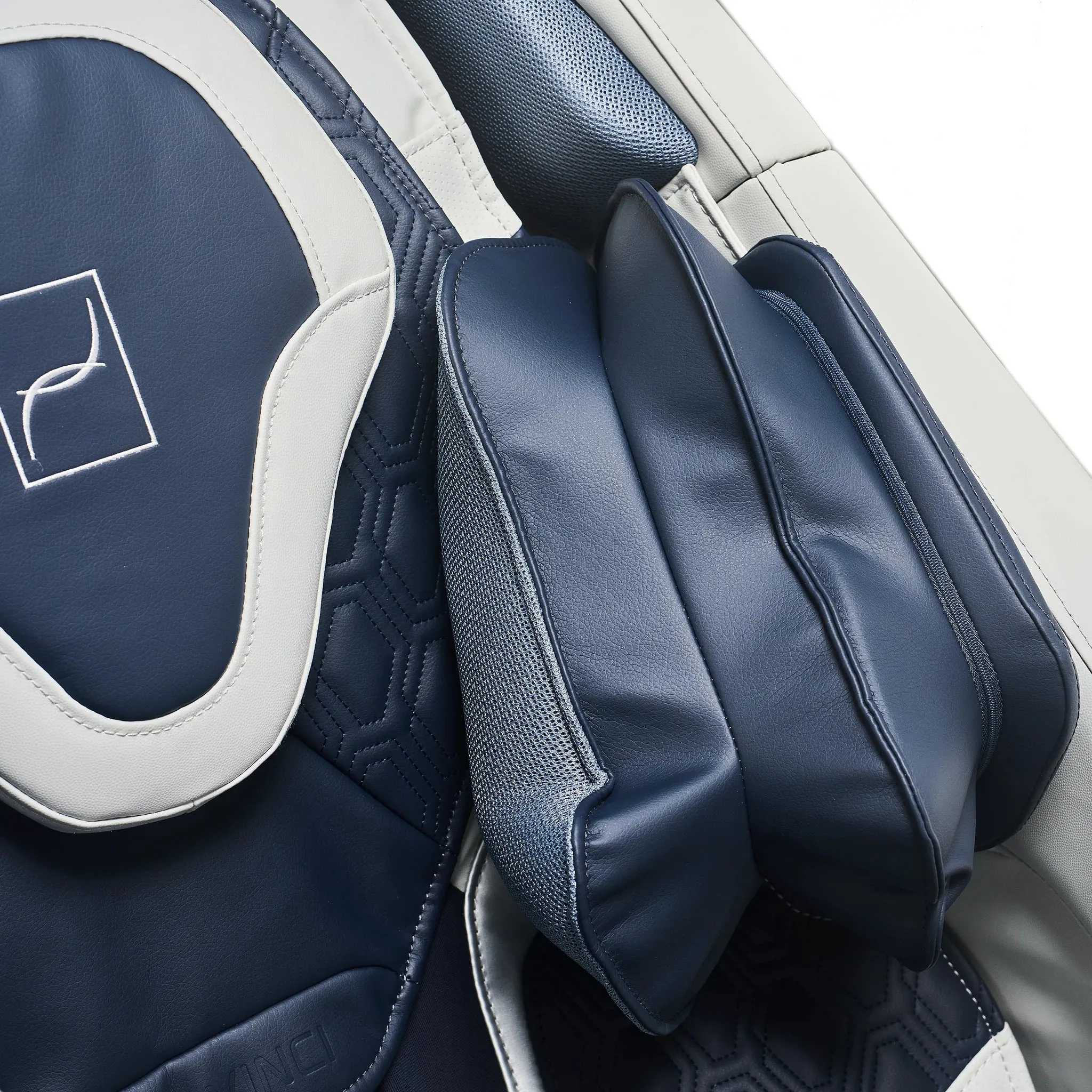 Bodyfriend Leonardo Da Vinci Massage Chair
