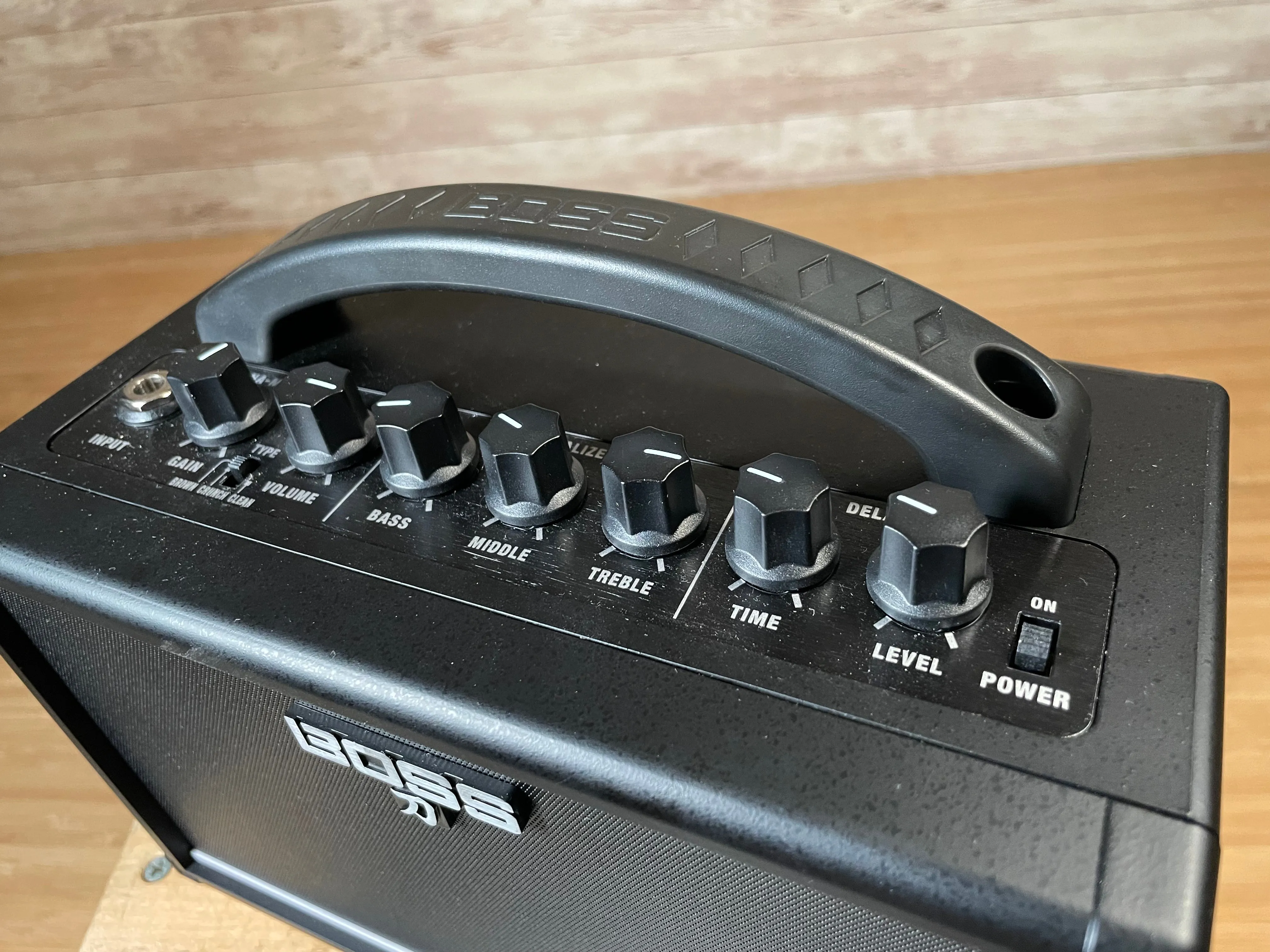 Boss Katana Mini Portable Guitar Amp
