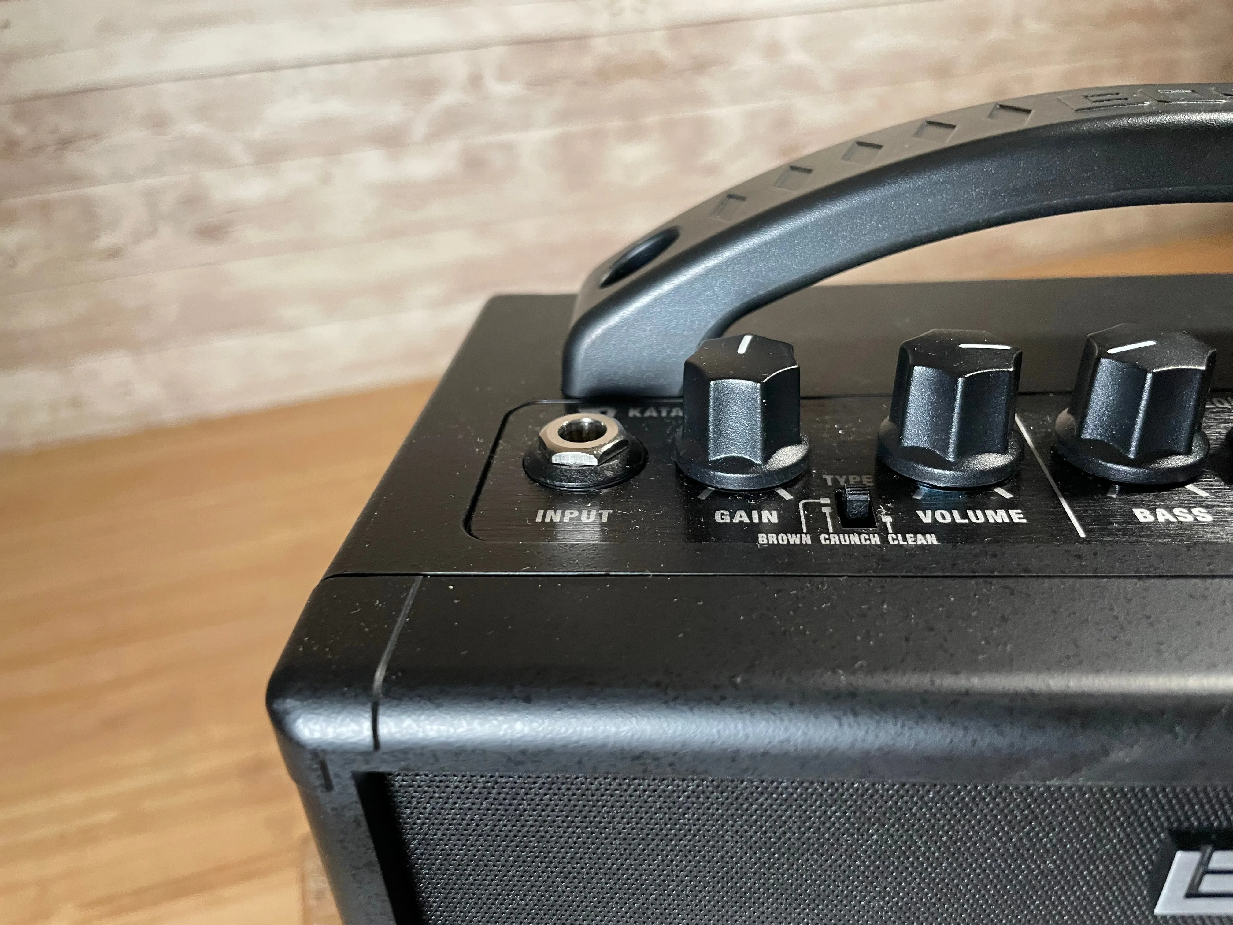 Boss Katana Mini Portable Guitar Amp