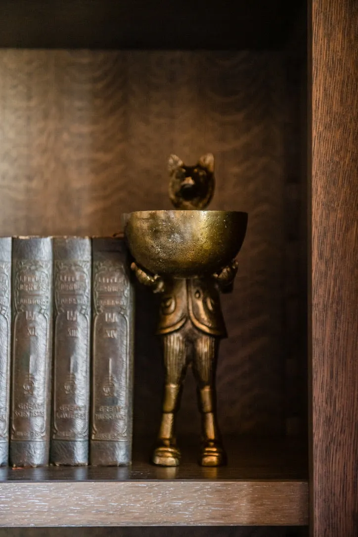 BRASS FOX DISH STAND