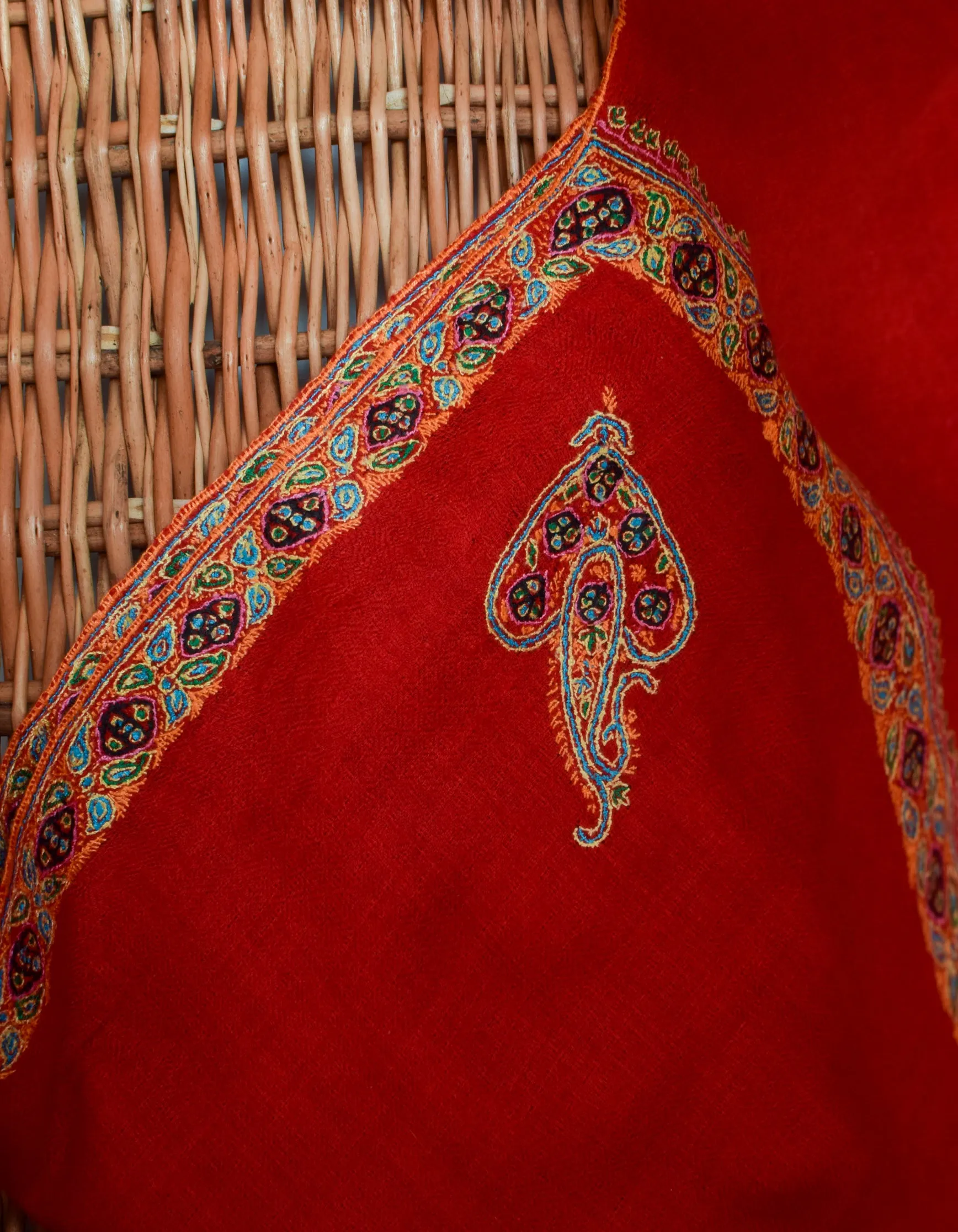 Bright Red Handwoven Sozni Border Embroidered Cashmere Pashmina Stole