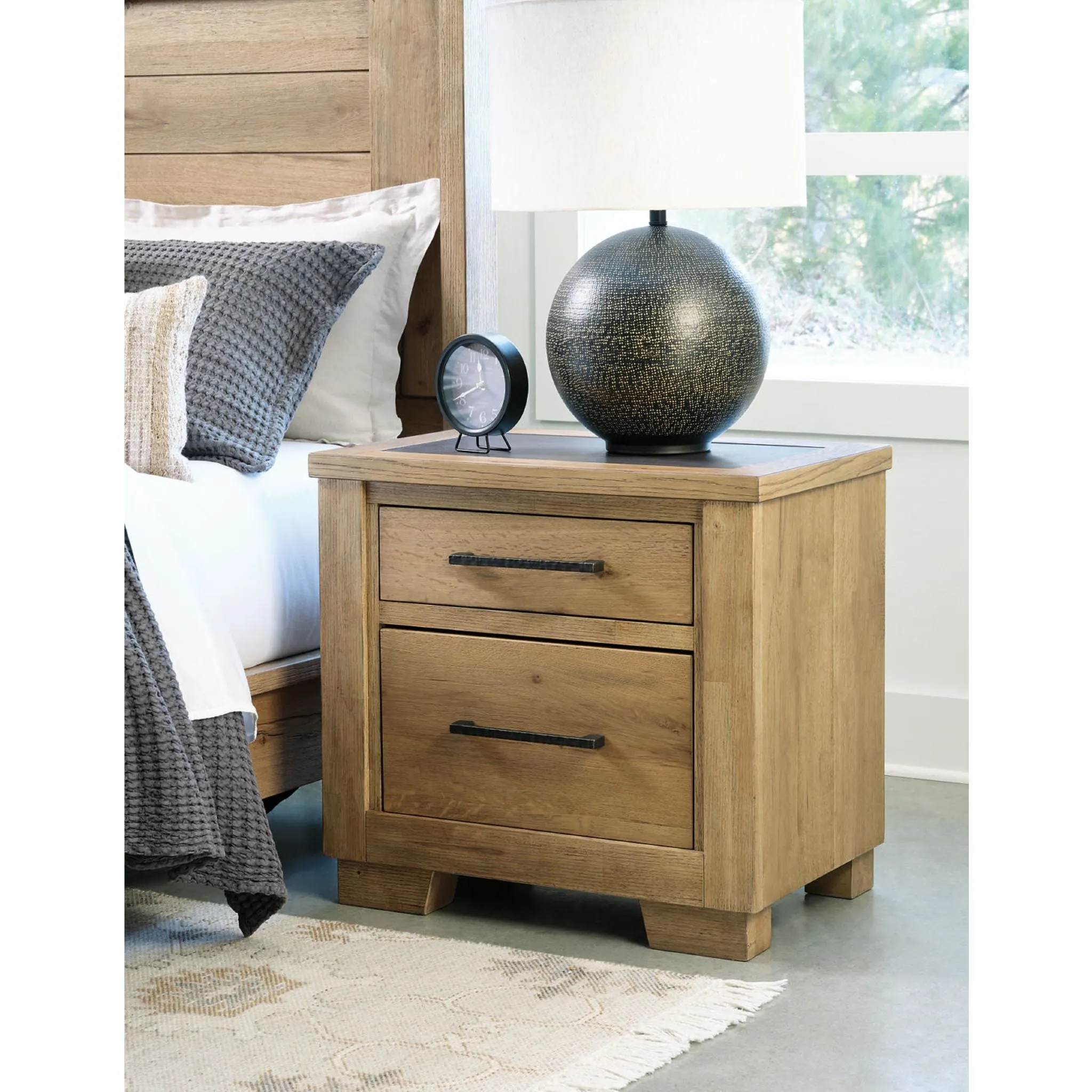 Galliden Nightstand