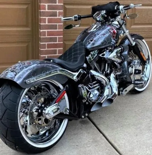 HARLEY EVO, BIG TWIN CAM EXHAUST KUTBAK KIT SHOW CHROME WITH SHOW CHROME  HEATSHIELDS