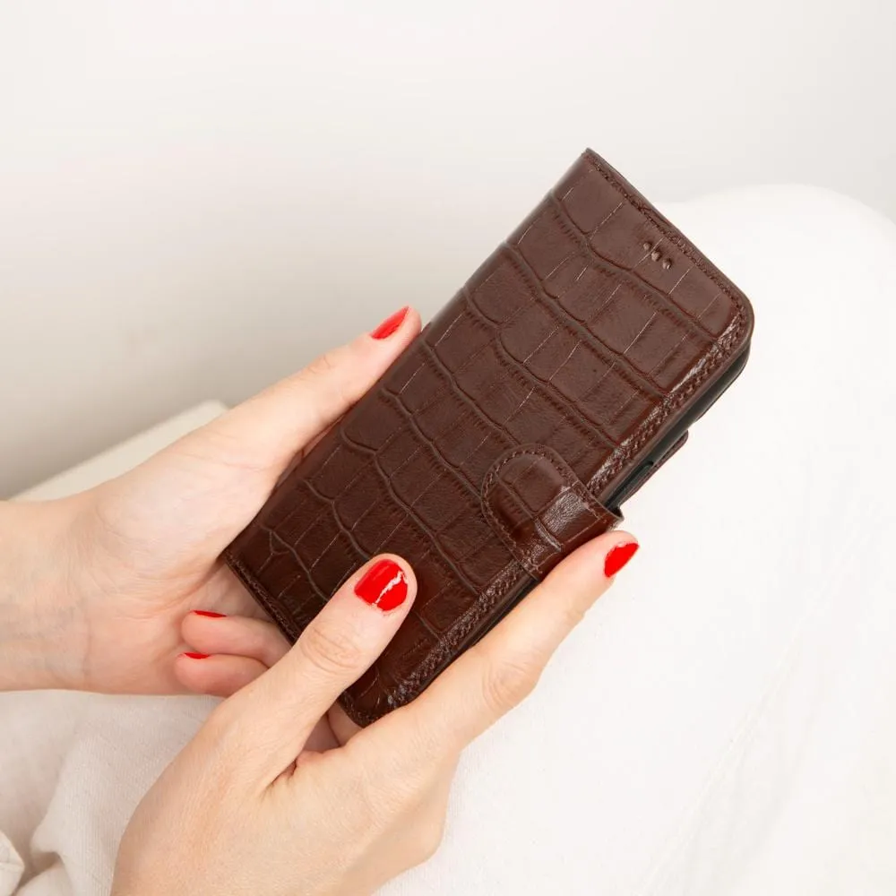 iPhone 15 Case in Leather With RFID - Brown Croc