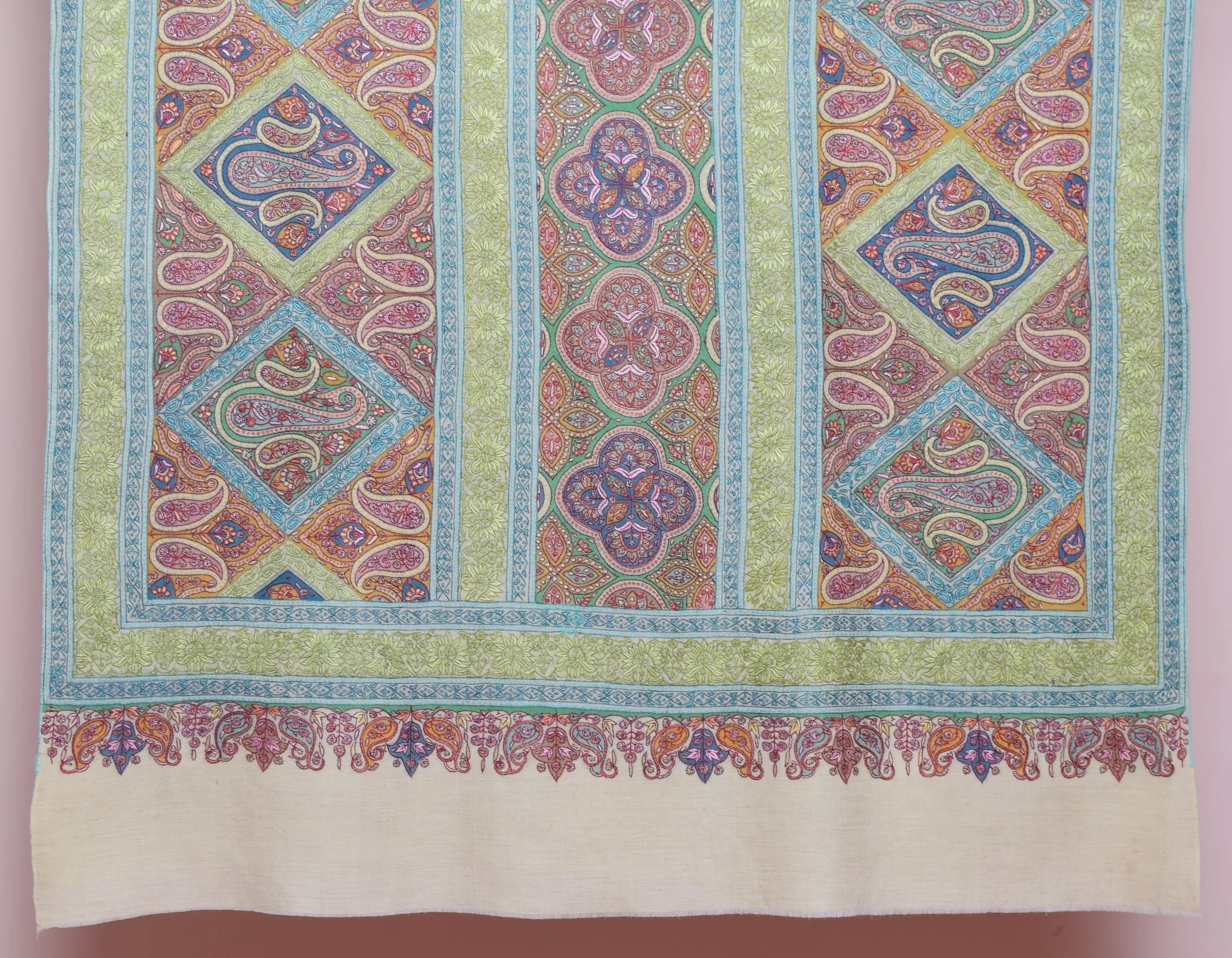 Light Beige Handwoven Kalamkari Sozni Embroidered Cashmere Pashmina Shawl