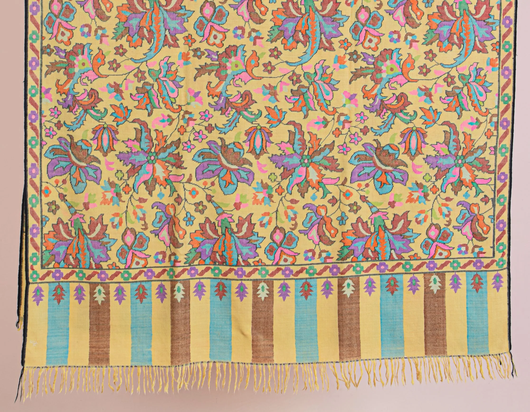 Soft Yellow Handwoven Kani Pattern Pashmina Shawl