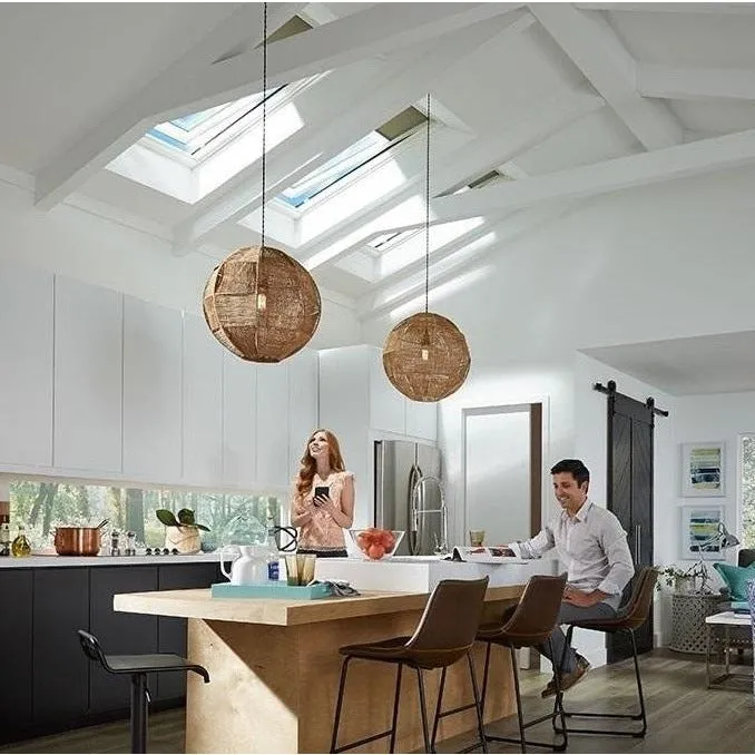 VELUX GGL MK08 206921U Solar UV Heat Protection Glazing White Painted INTEGRA® Electric Window (78 x 140 cm)