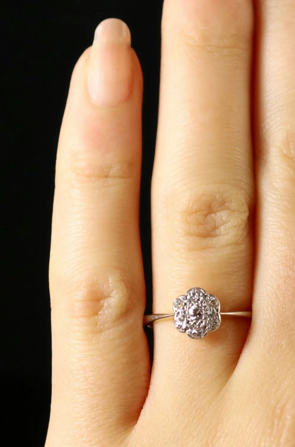 Vintage Diamond Cluster Ring 18Ct Gold Hallmarked Sheffield 1979
