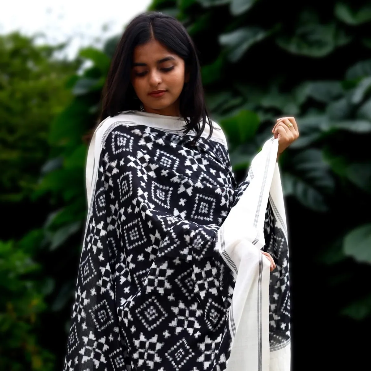 White & Black Handloom Cotton Telia Rumal Long Dupatta
