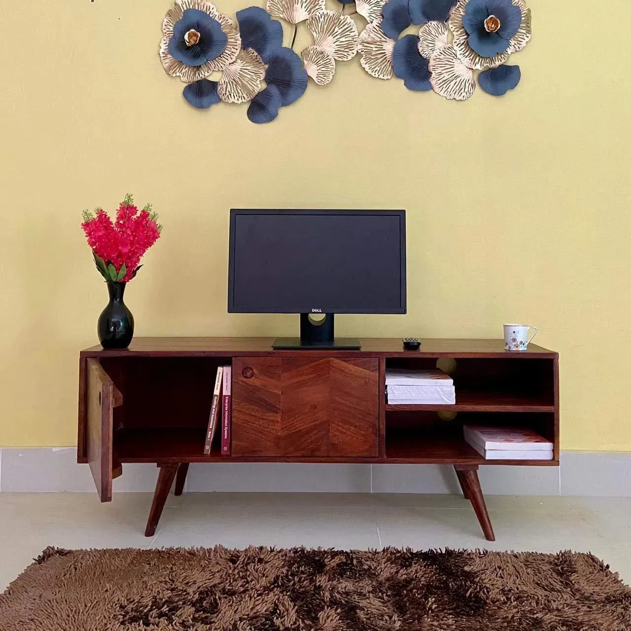 Wooden Twist Llindo Solid Sheesham Wood TV Unit for Living Room